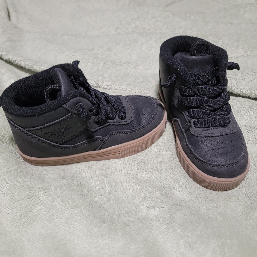 Oshgosh Black Hightops Toddler Shoes